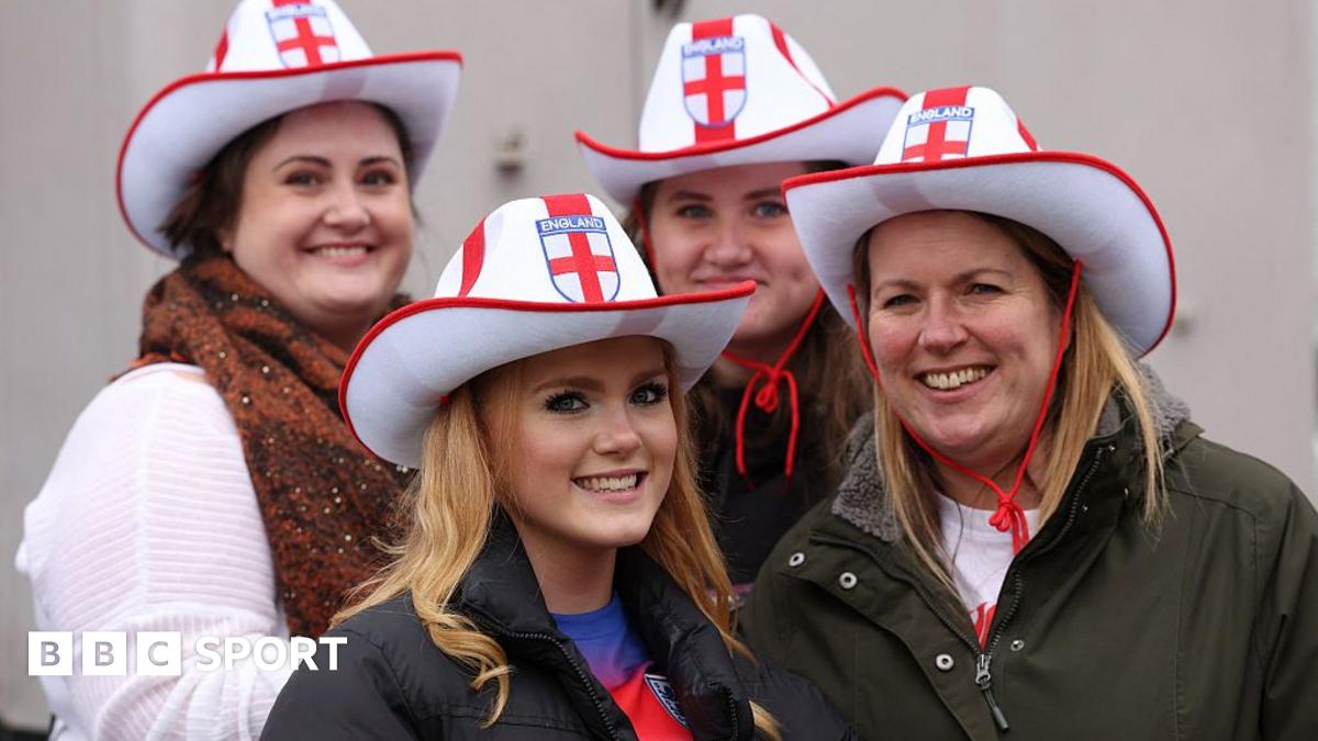 Women's World Cup qualifier LIVE: England vs Iceland - text commentary, score updates, stats & head-to-head thumbnail