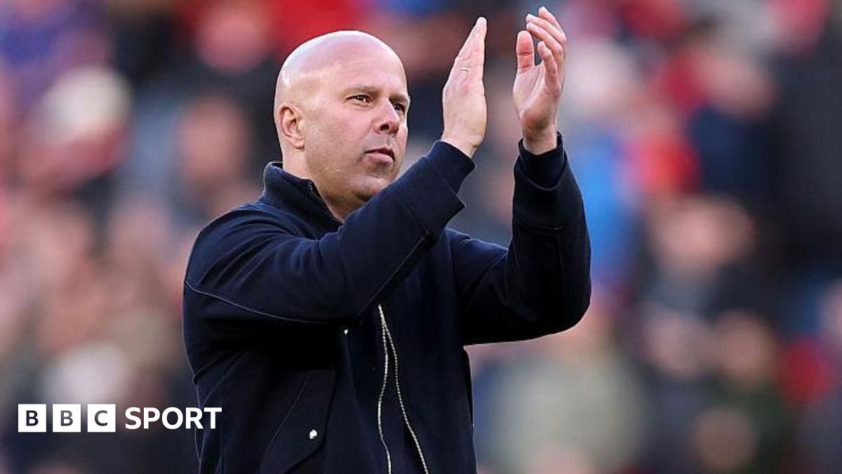 Arne Slot: Stephen Warnock expects manager to leave Liverpool