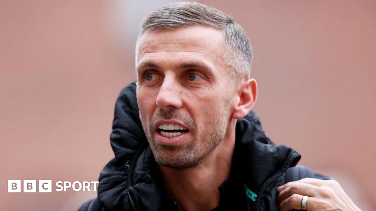 O'Neil succeeds Rosenior as Strasbourg manager