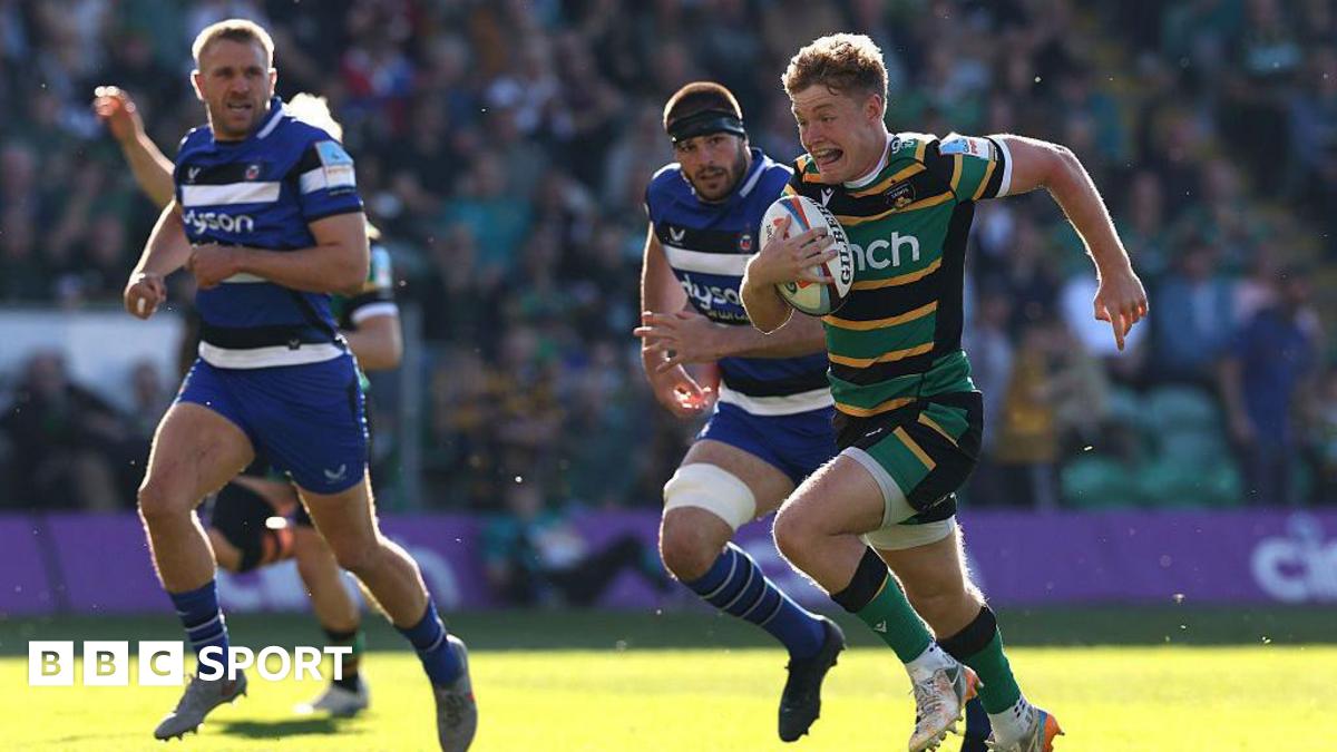 Saints edge title-rivals Bath in 12-try thriller