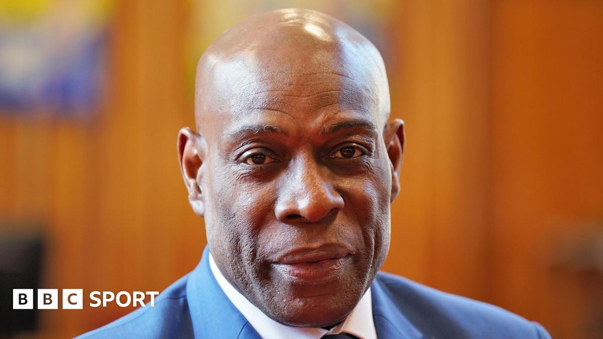 Frank Bruno ‘Tidak sabar untuk kembali bekerja’ setelah dua minggu di rumah sakit