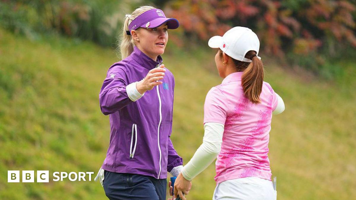 Hull helps World team finish third in team event