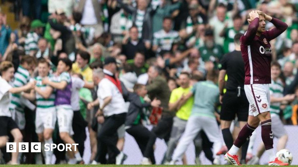 Pitch invasions 'a bad look' - but Clarke praises Tartan Army