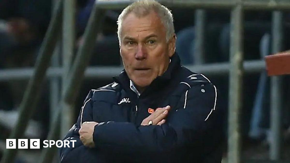 Ex-Premier League boss Taylor takes Canvey Island job