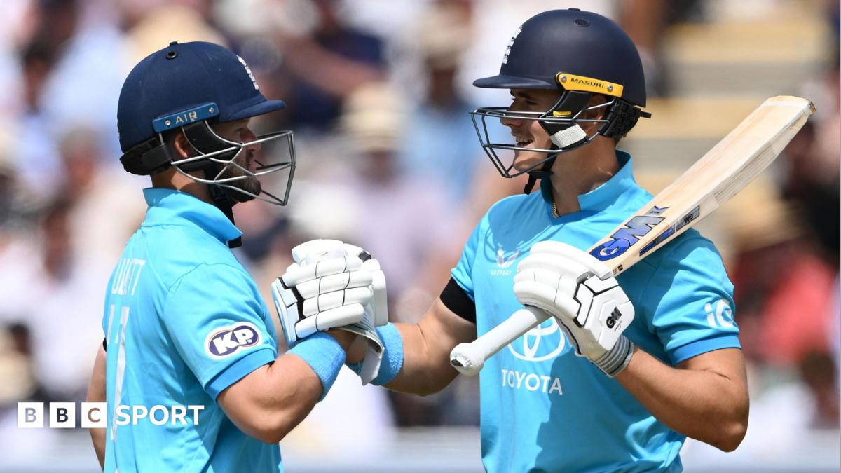 Eng Ind Lord's decider: England openers dominate India