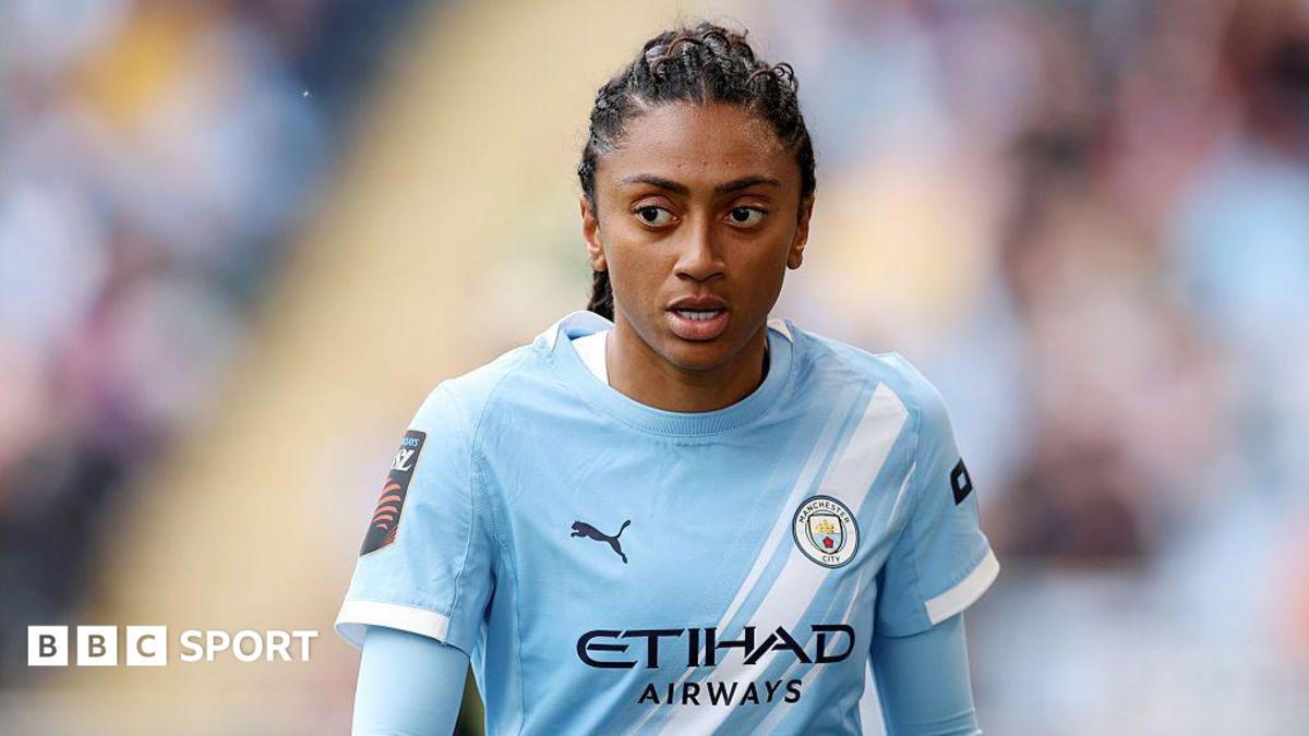 Man City lose forward Kerolin to Barcelona