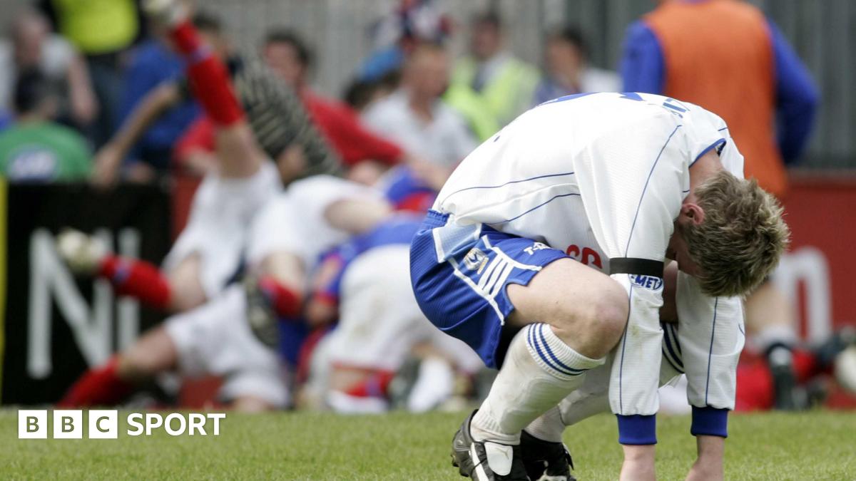 Tension, tears & terrible suits - Dungannon's '07 Irish Cup final
