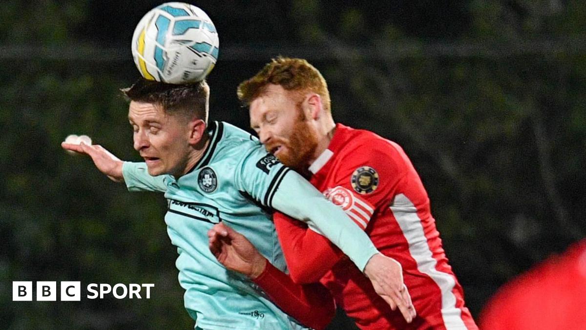 Glens and Reds score late in extra-time to make final