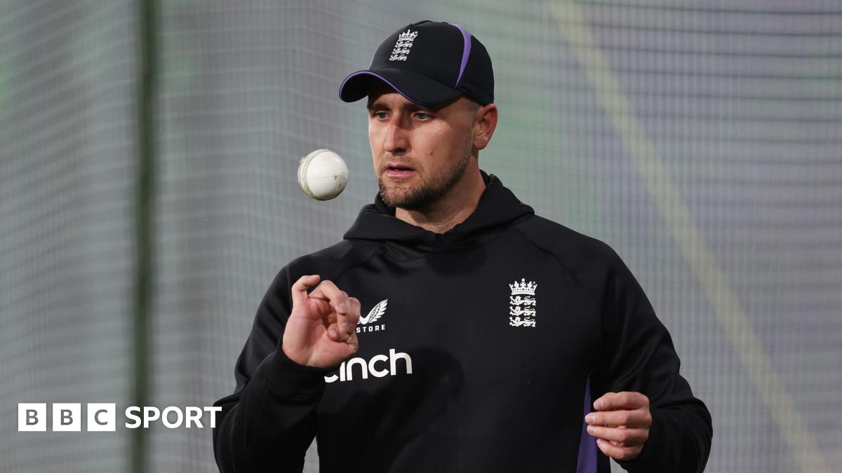 'I don't miss it' - Livingstone criticises England