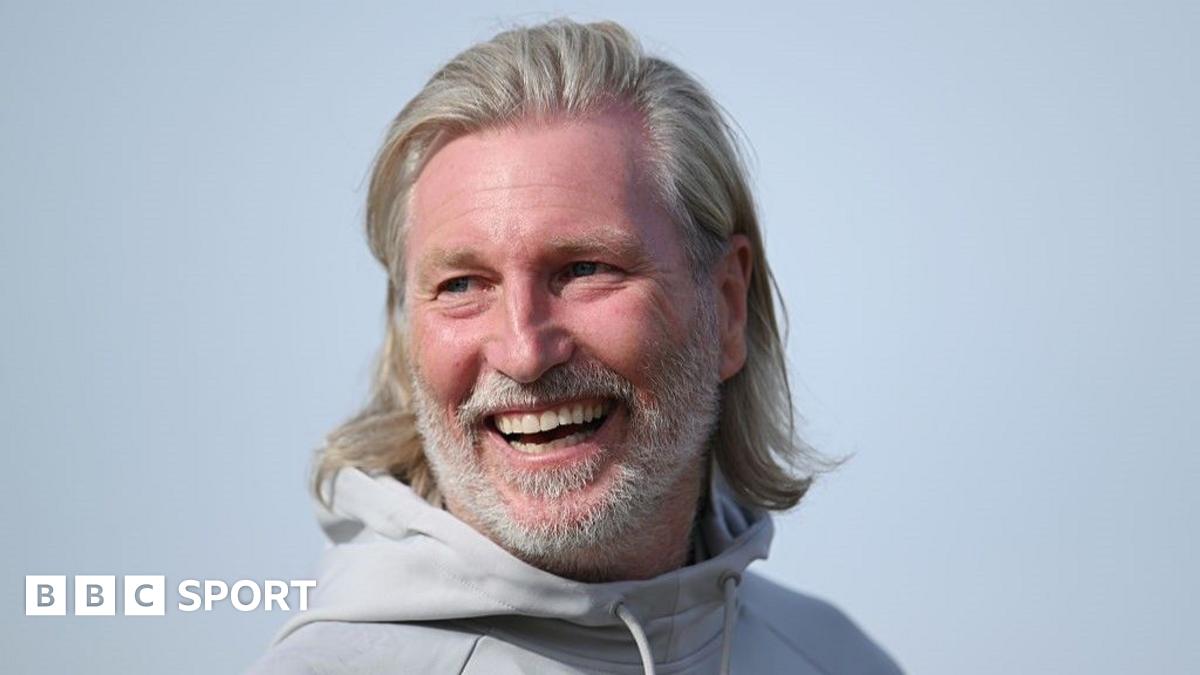 Why are clubs making early substitutions in the National League Cup?