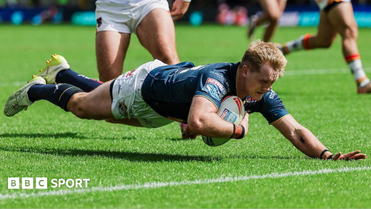 Leeds go two points clear with win over Bradford