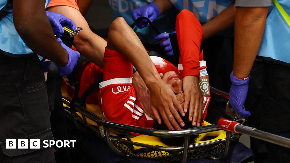 Bayern Munich: Jamal Musiala out for 'long period' with broken leg and dislocated ankle