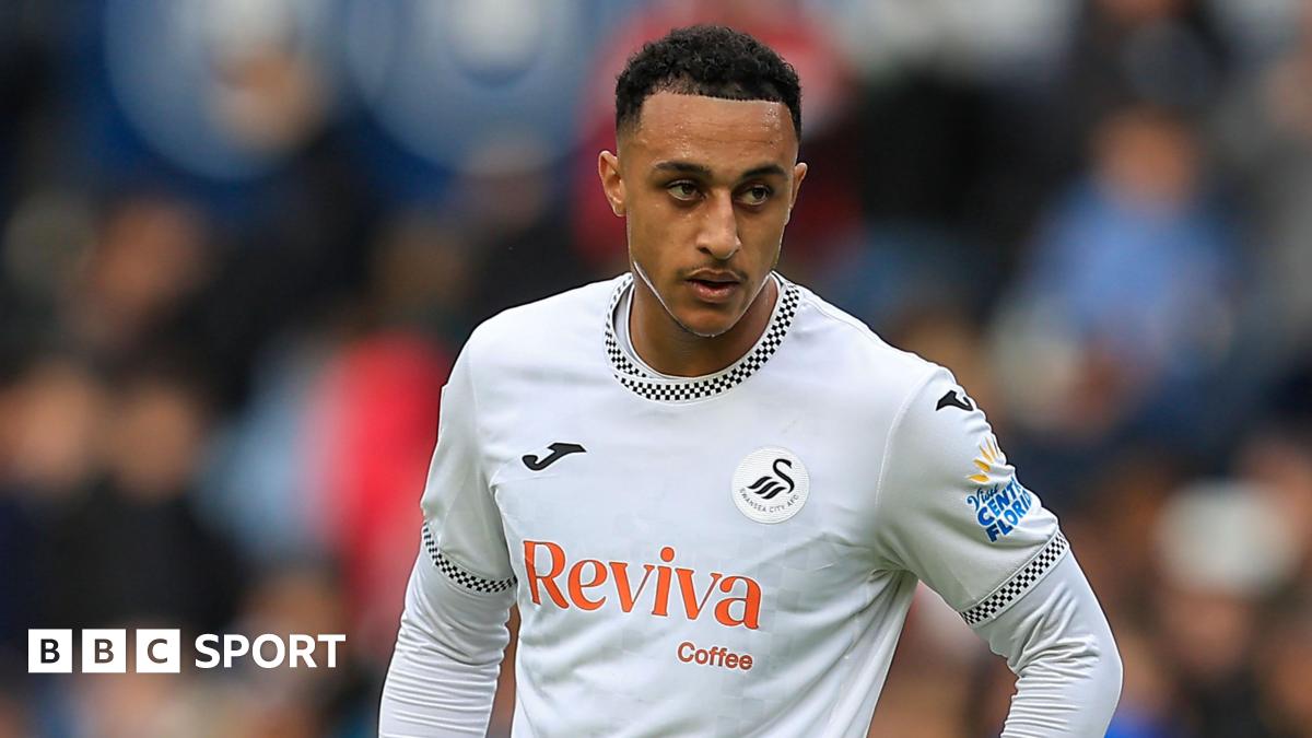 Swansea striker Idah out for up to three months