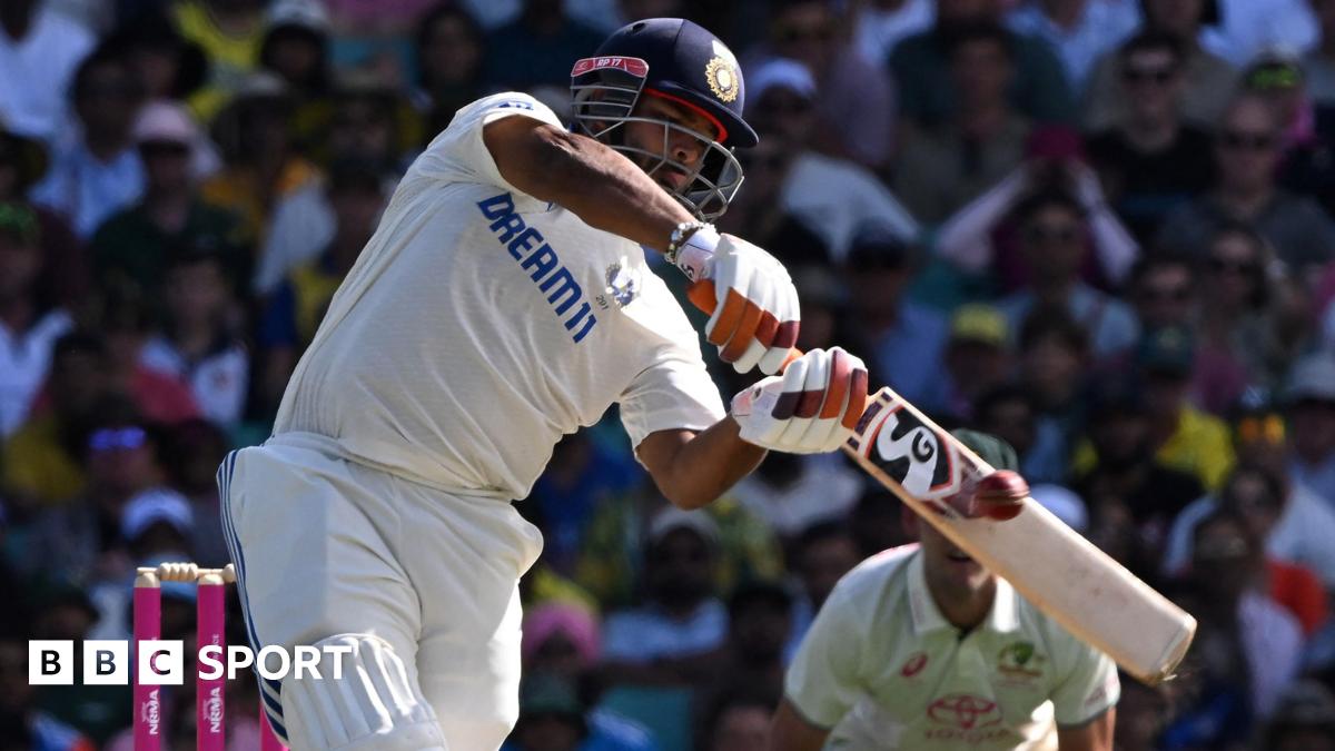 Australia v India: Rishabh Pant hits 61 but Test finely poised