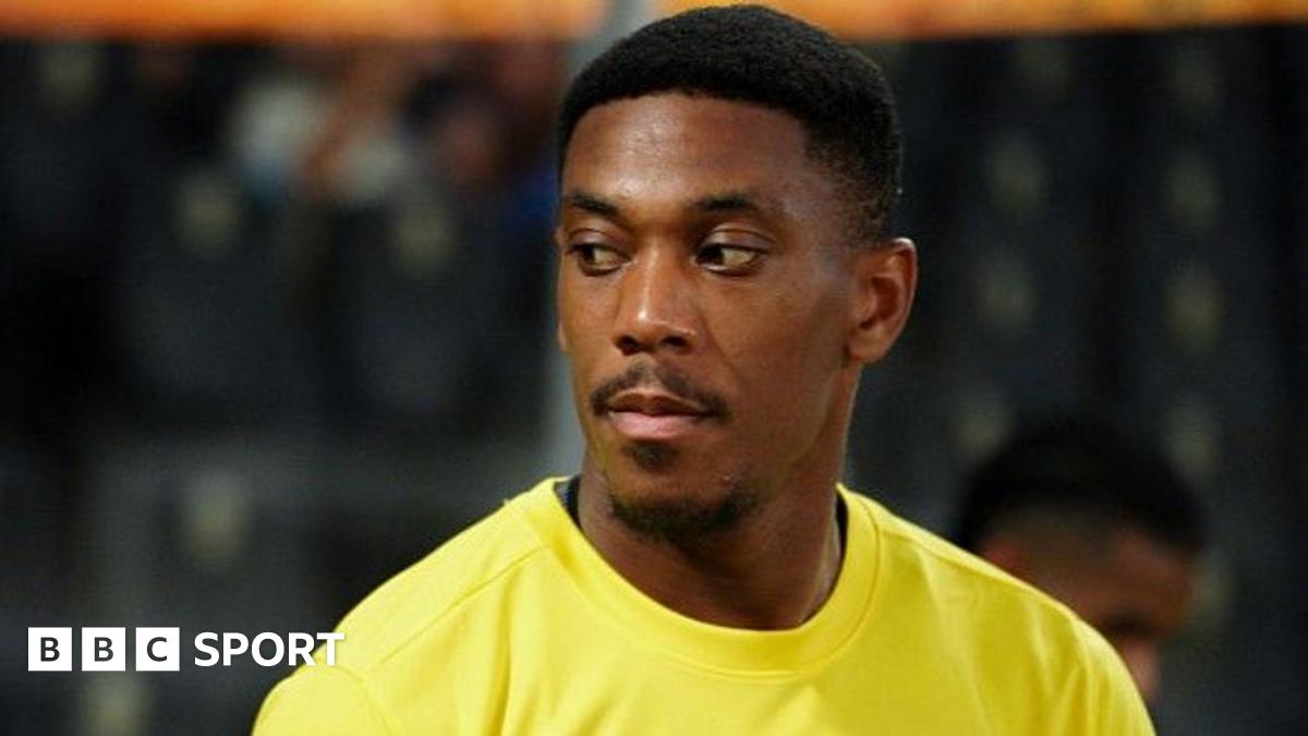Ex-Man Utd forward Martial set for Monterrey medical
