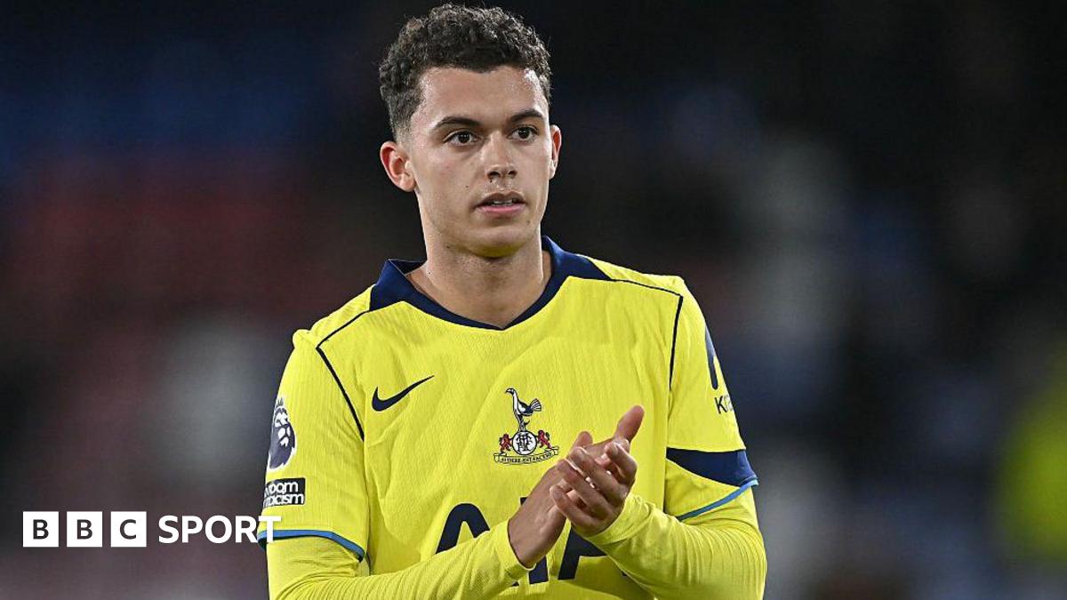 Johnson set to be in Palace squad to face Newcastle