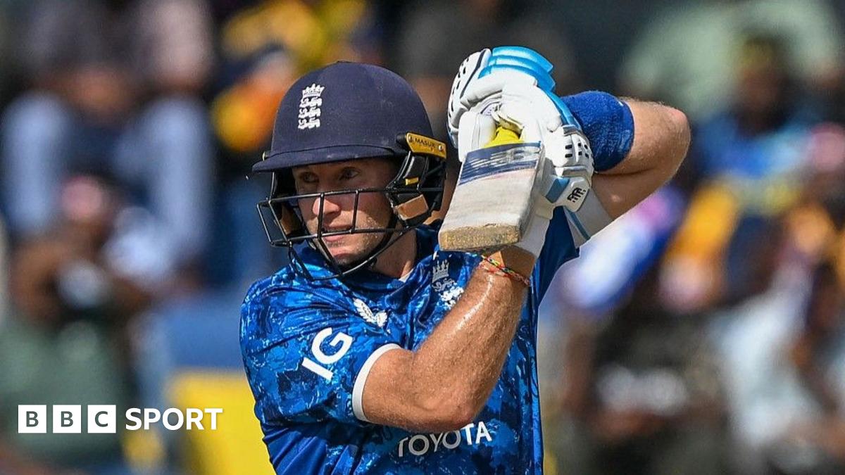 Why don't England players wear caps while batting?