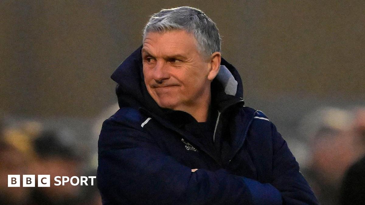 John Askey: Truro City 'can't throw towel in' after Gateshead loss