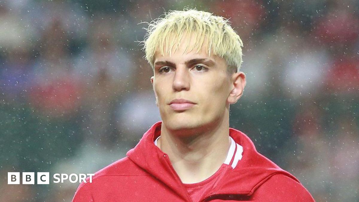 Man Utd news: What has Napoli chief said about Alejandro Garnacho?