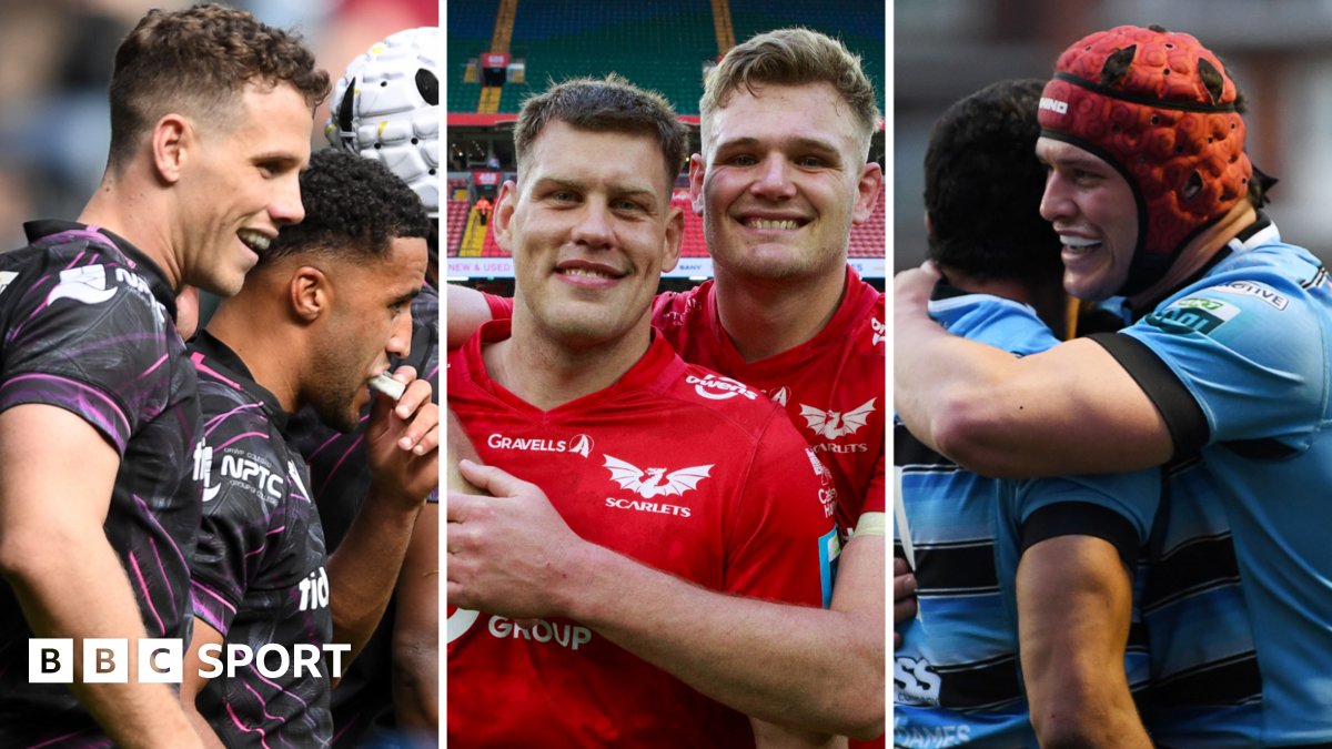 Scarlets Upset Leinster 35-22, Boost Playoff Hopes