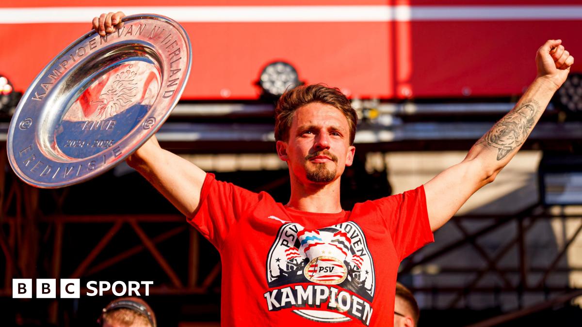 Brighton sign French defender Boscagli from PSV