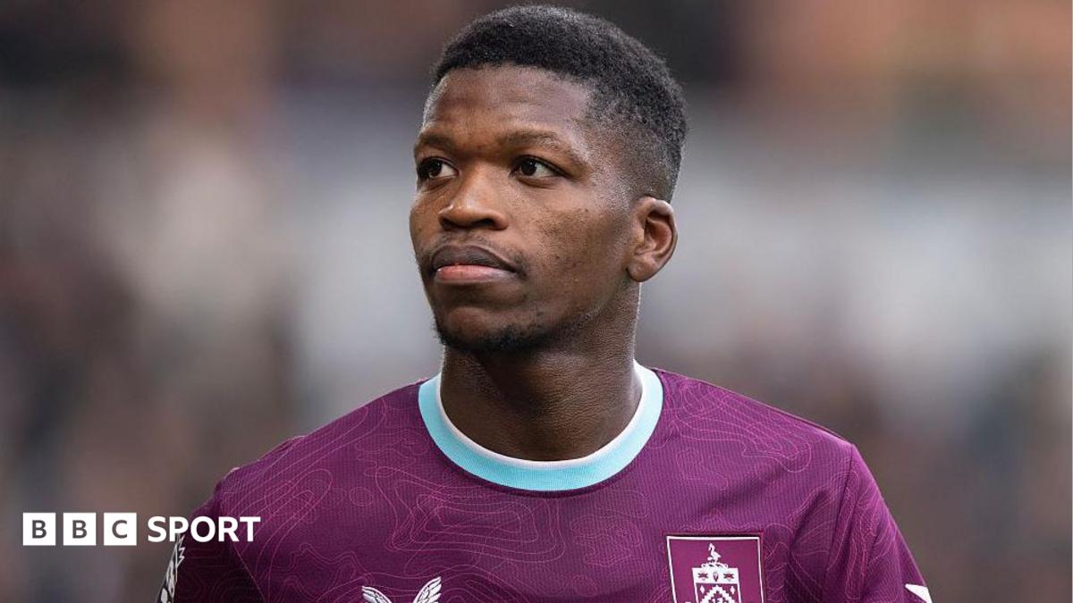 Ipswich sign midfielder Florentino from Burnley