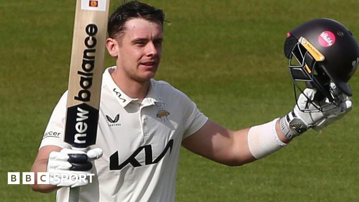 County Championship: Jamie Smith hits 166 as Surrey dominate Leicestershire