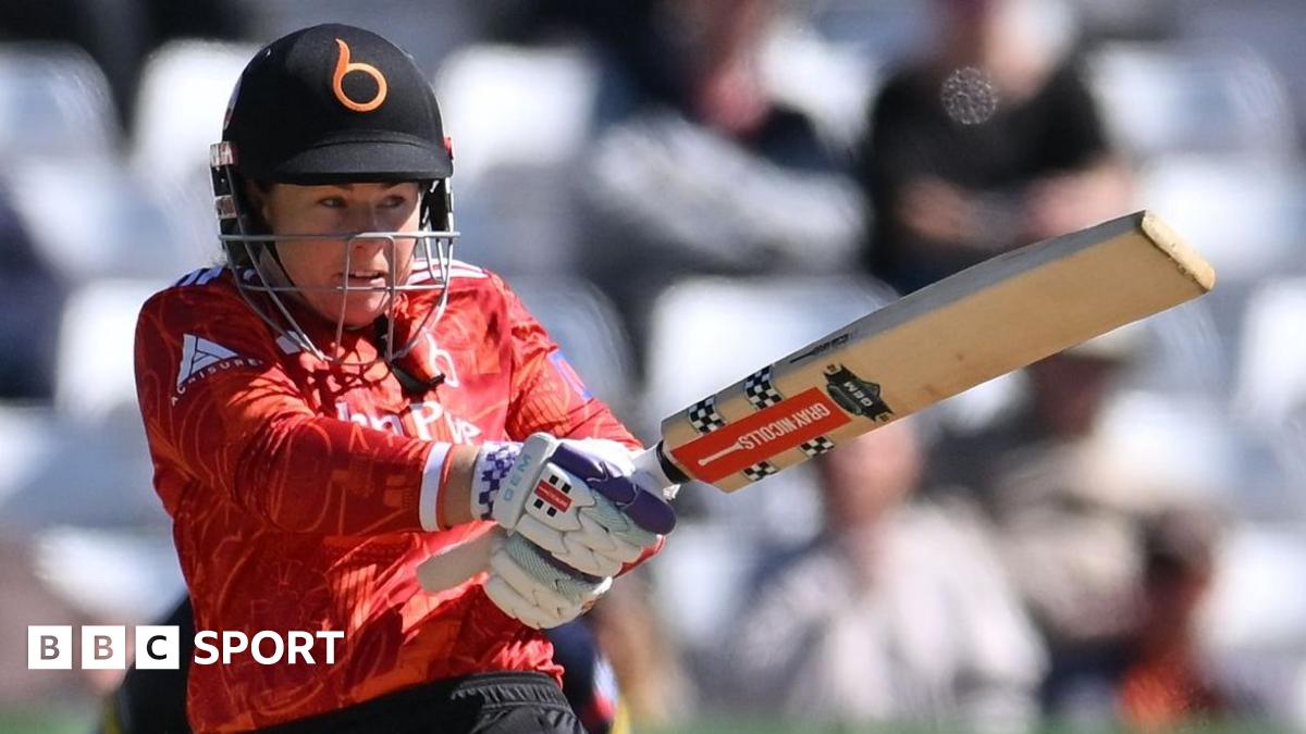 Beaumont impresses as Blaze, Hants and Warwicks win