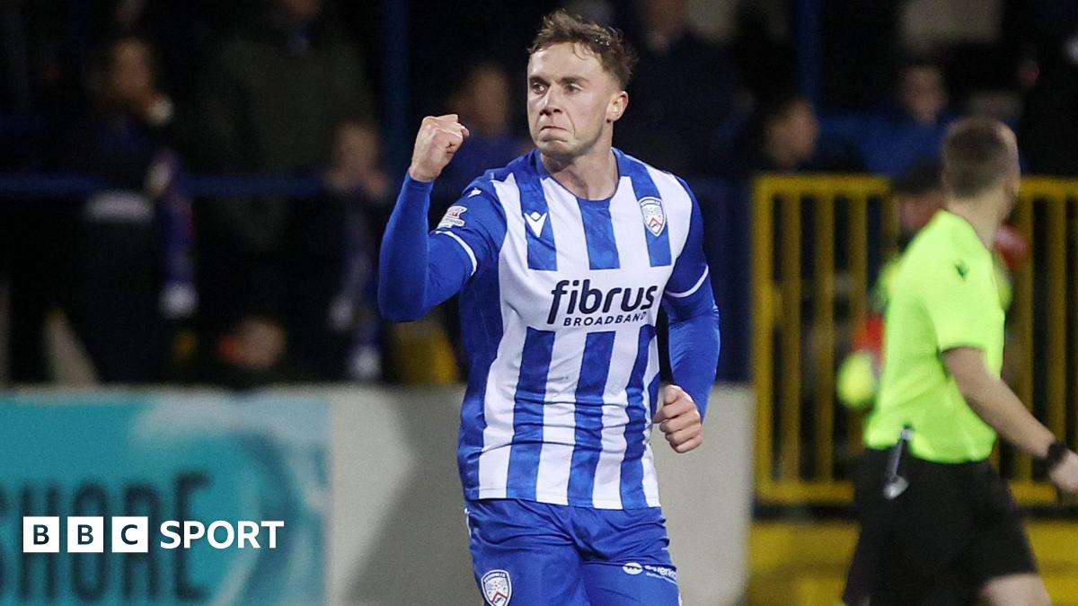 Coleraine Fight Back From 2-0 Down To Draw Linfield In Thrilling Irish Premiership Match