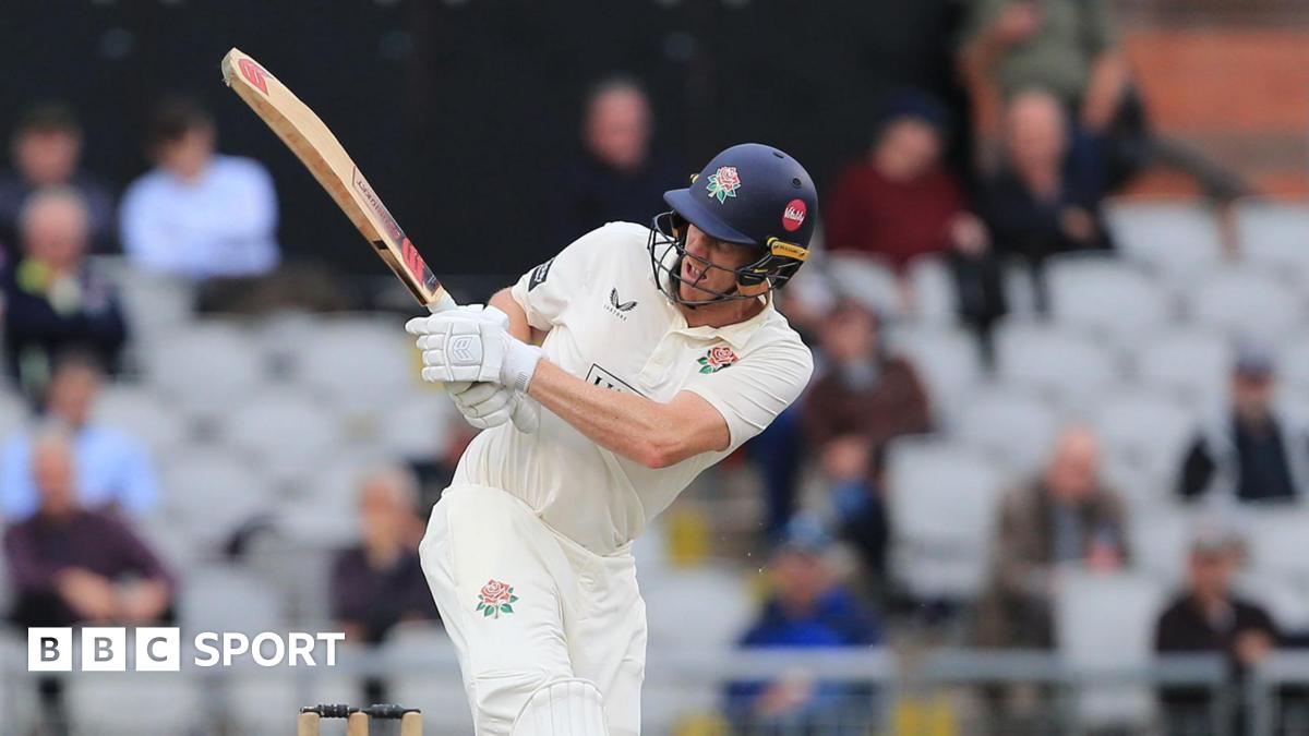 Lancs on top against Middlesex but rain ruins day