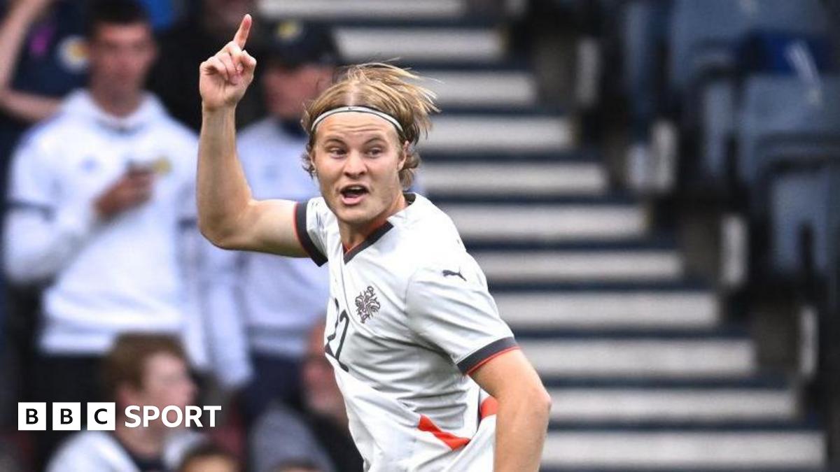 Blackburn Rovers Complete Signing Icelandic Striker Andri Gudjohnsen
