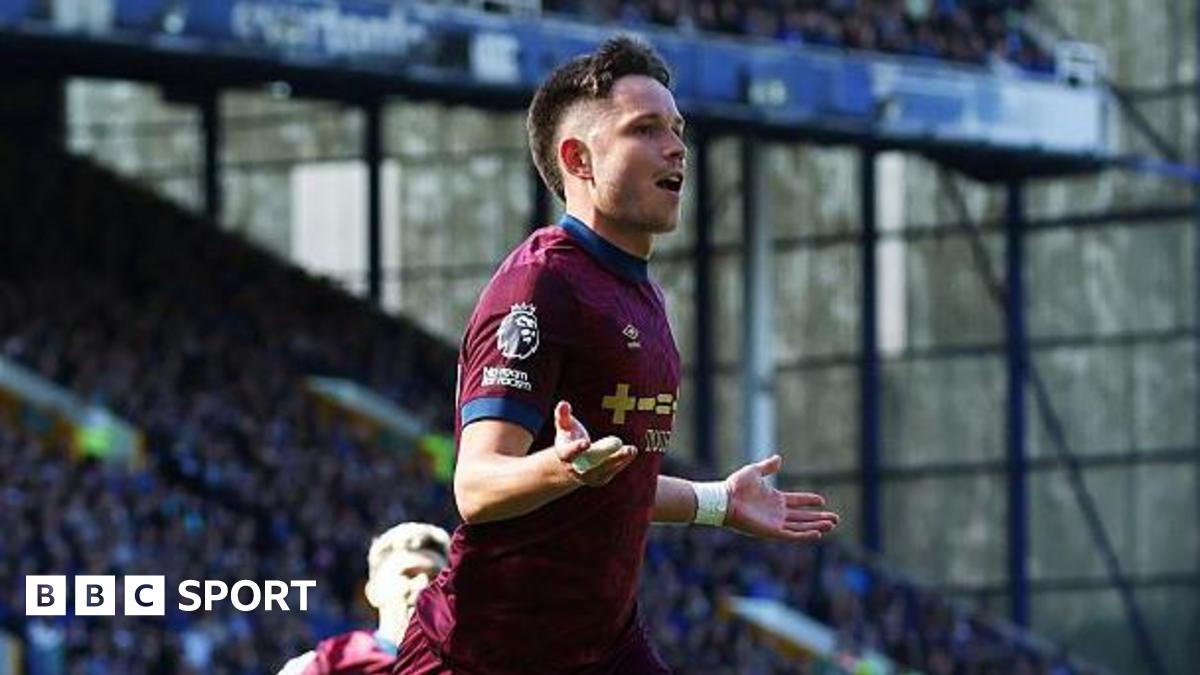 Ipswich Rescues Draw Against Everton in Goodison Farewell