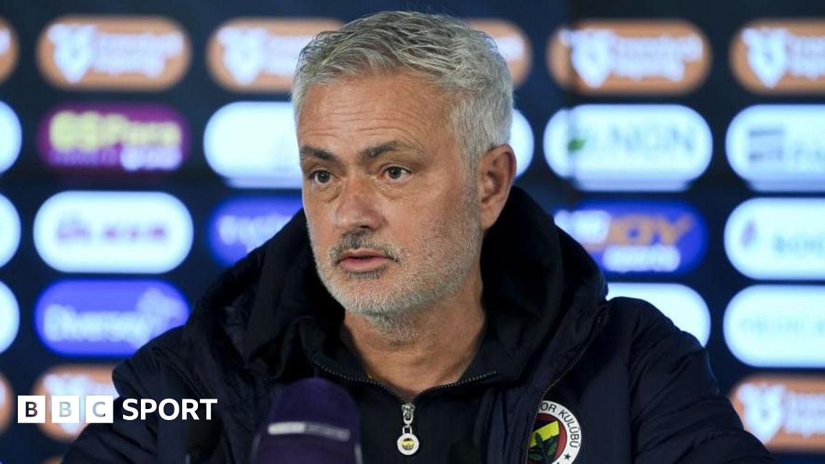 Jose Mourinho: Didier Drogba membela mantan manajer dan bersikeras Portugis adalah “bukan rasis”