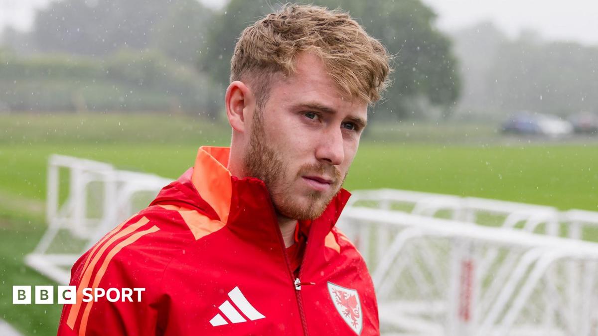 Wales midfielder Cooper set for Swansea exit
