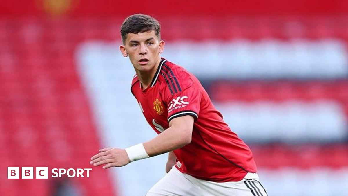 Lacey mengesankan saat Man Utd maju