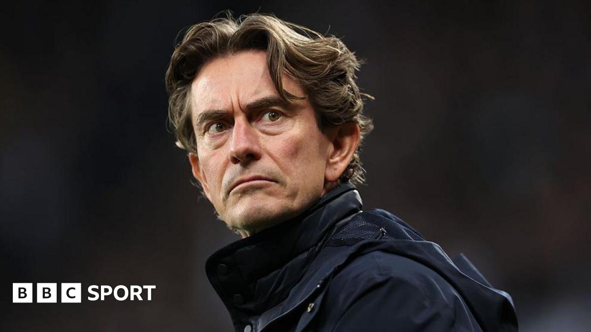 'It didn't look good' - should players ever publicly snub their manager?