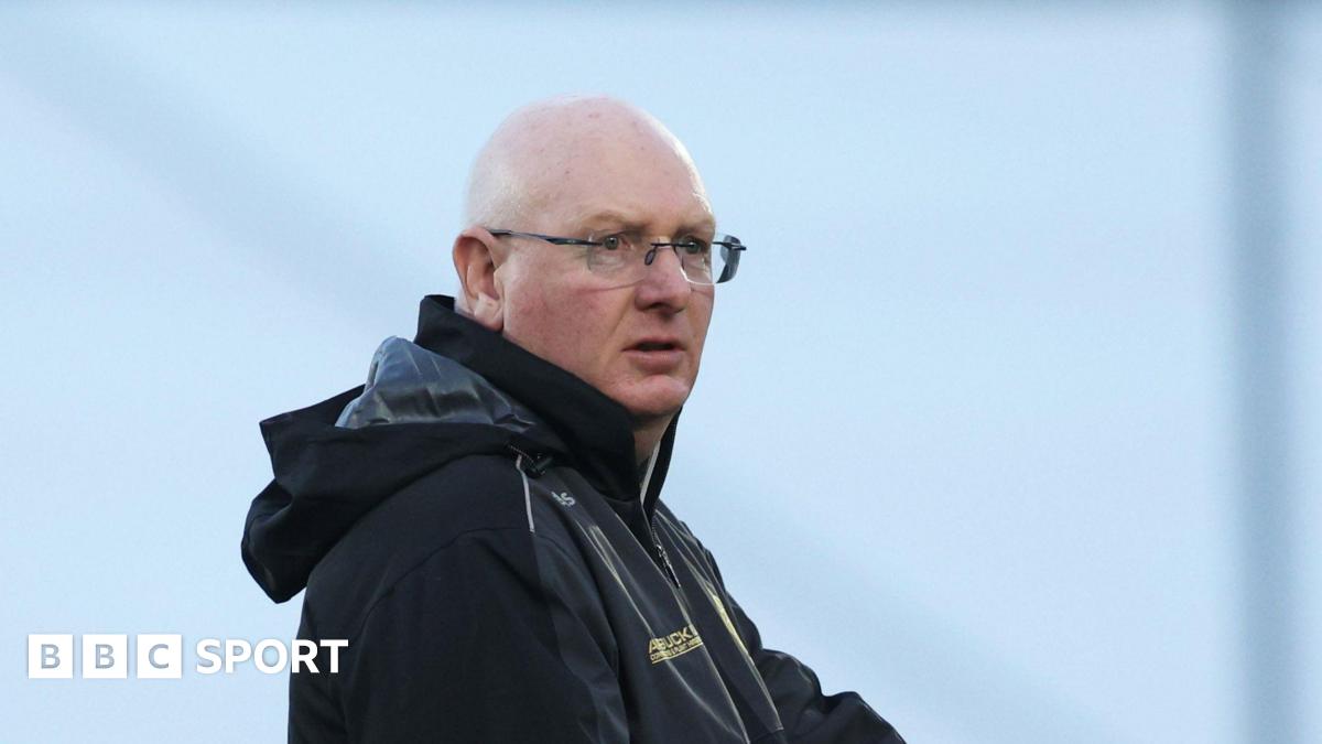 Falkirk Manager McGlynn Reflects on Hearts Past Before Premiership Return