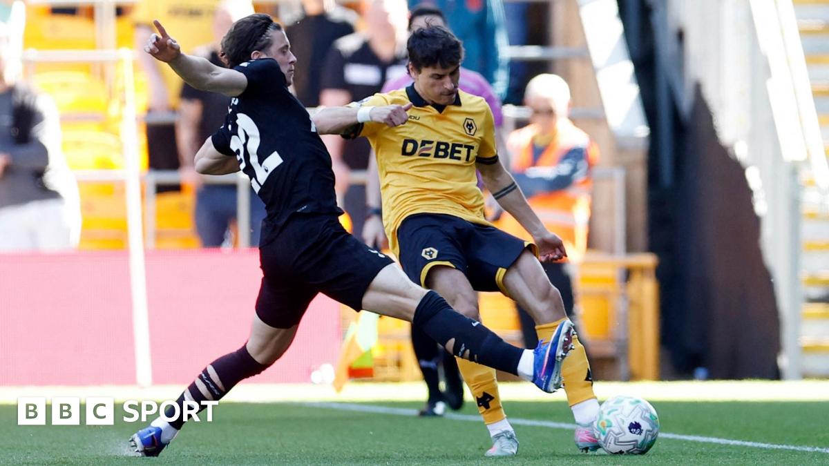 Premier League LIVE: Build-up, team news, score & live text updates