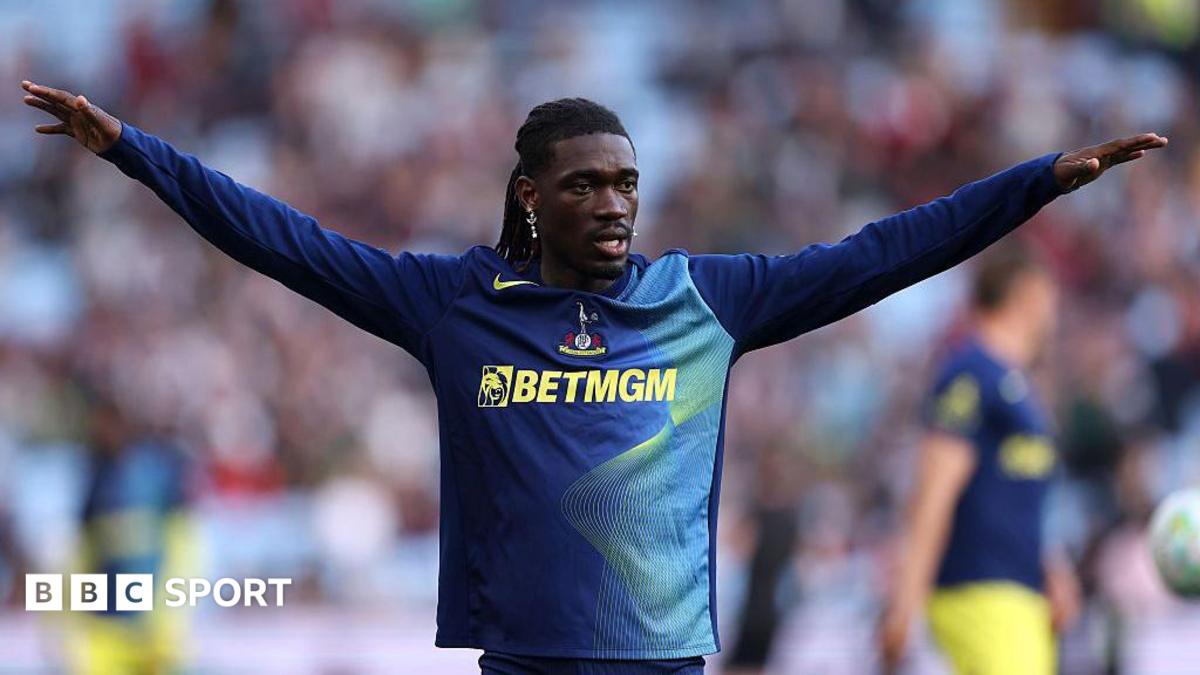 Tottenham: Bissouma departs as Davies signs new deal - BBC
