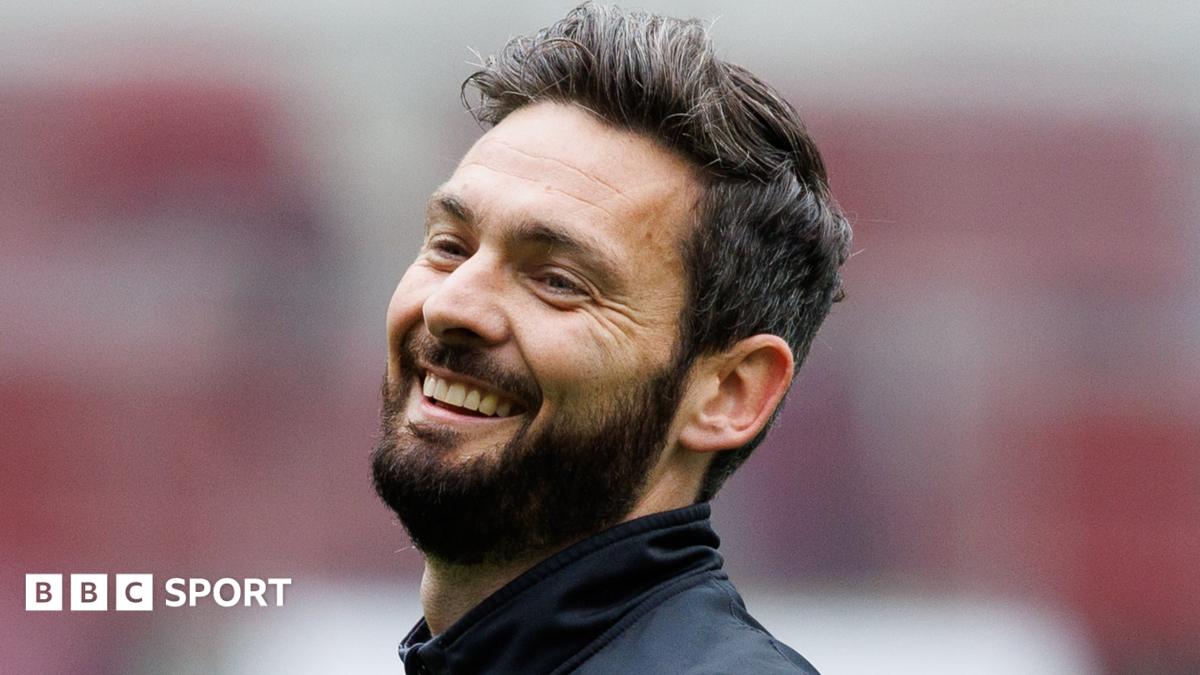 Craig Gordon Hearts Boss Cautious Over Scotland Goalkeeper s Return craig-gordon-hearts-boss-cautious-over-scotland-goalkeeper-s-return