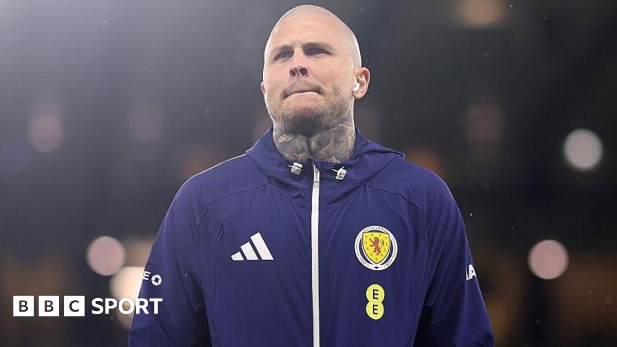 Charlton sign Scotland striker Dykes from Birmingham