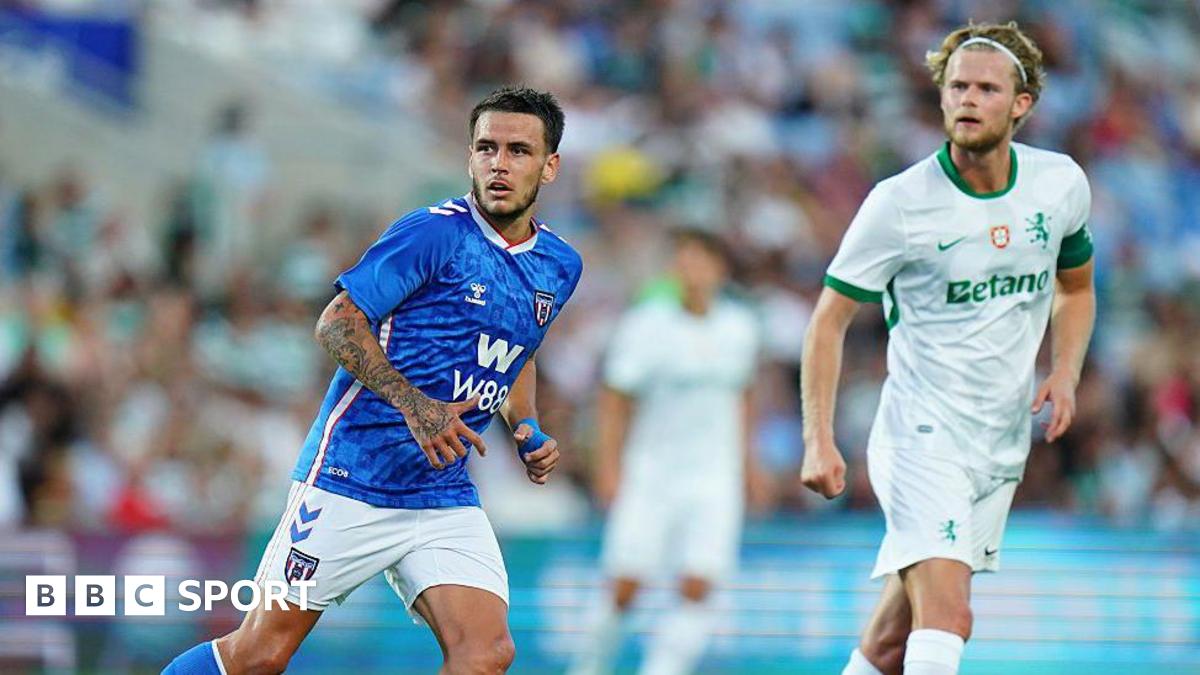 Sunderland Loses 1-0 to Sporting Lisbon, Le Bris Calls for Tactical Ruthlessness
