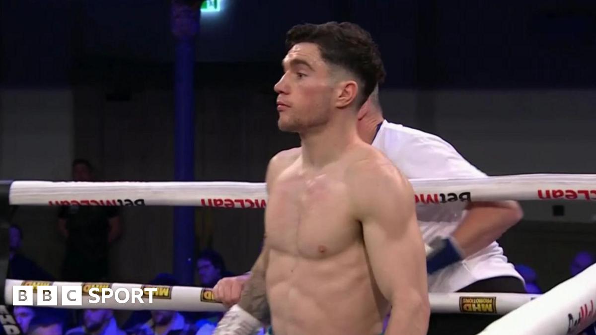 Boxer Cooney dies after title fight defeat