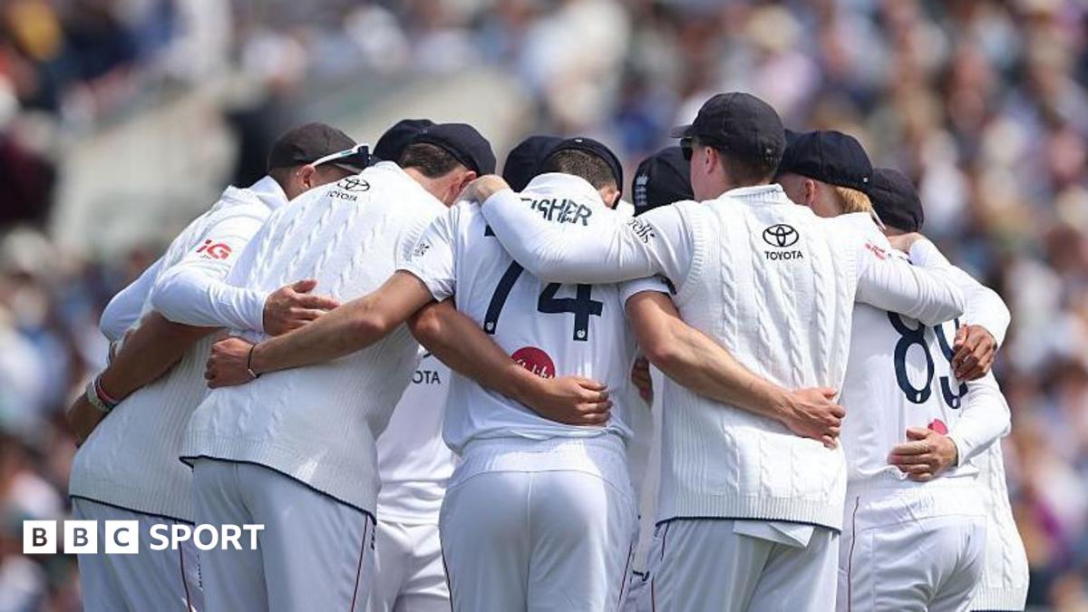 https://ichef.bbci.co.uk/ace/branded_sport/1200/cpsprodpb/4a7c/live/55e1d980-6fe3-11f1-b763-7be8e457290d.jpg