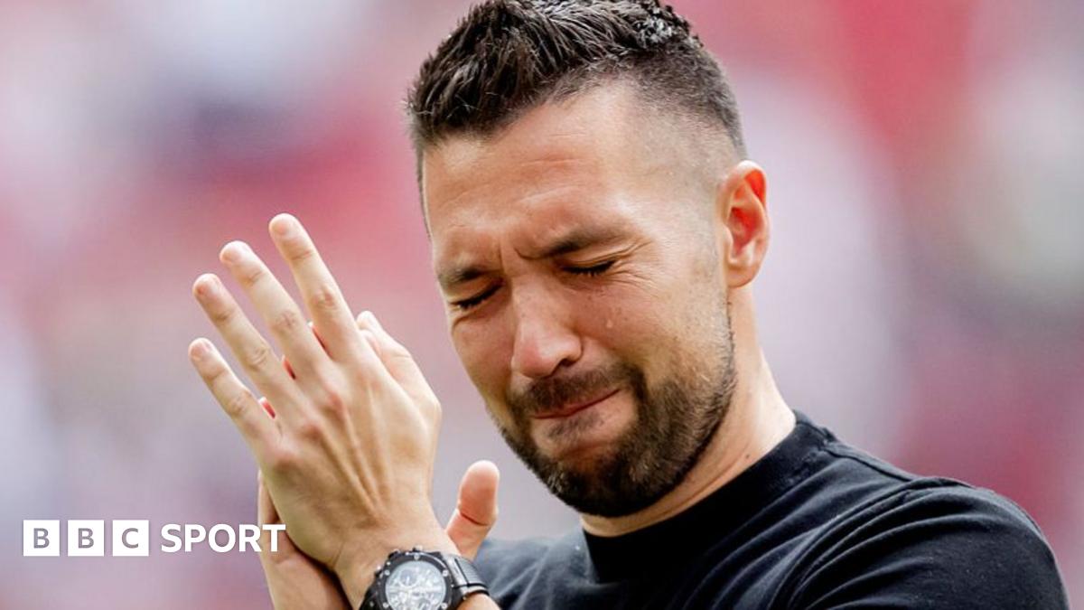 A tale of nine points & the 99th minute - how Ajax blew title