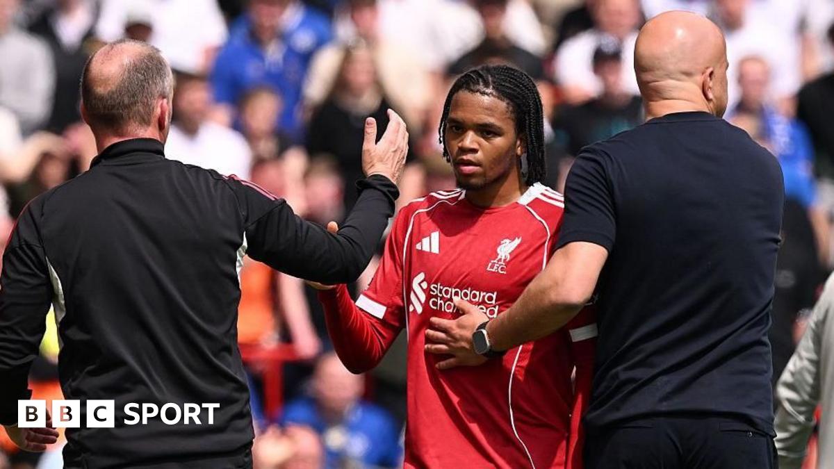 Boos, no intensity and no identity - who are Slot's Liverpool?