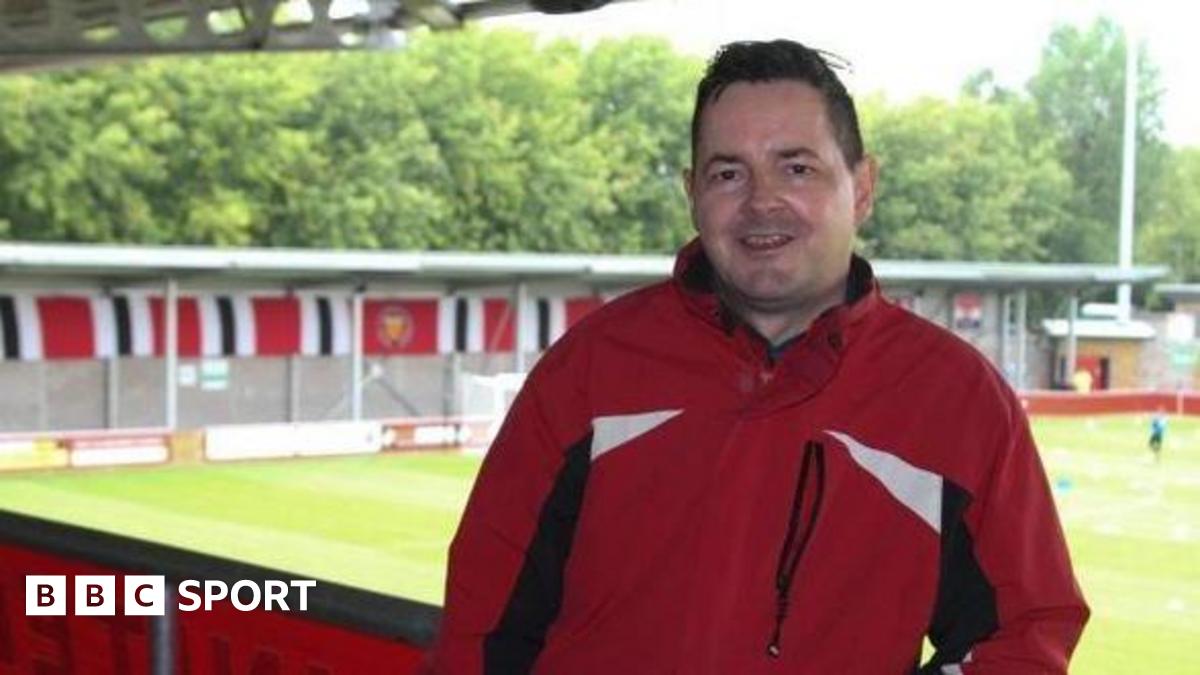 फ़ुटबॉल ग्राउंडहॉपर रिकॉर्ड टूटा: टोनी इन्सेंज़ो ने जीवन भर का गैर-लीग सपना पूरा किया