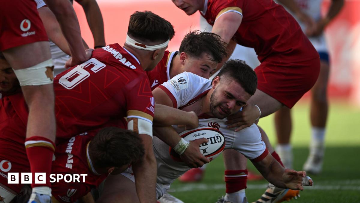 Georgia 24-25 Wales: 13-man Wales beat hosts in rugby's Junior World Championship opener