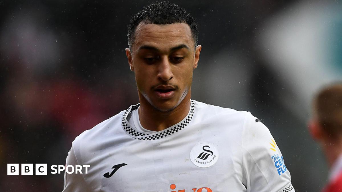 Adam Idah: Swansea City striker suffers hamstring injury blow