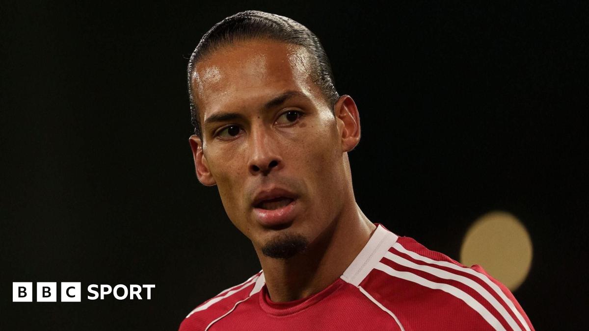 Van Dijk rejects Rooney's 'lazy criticism'